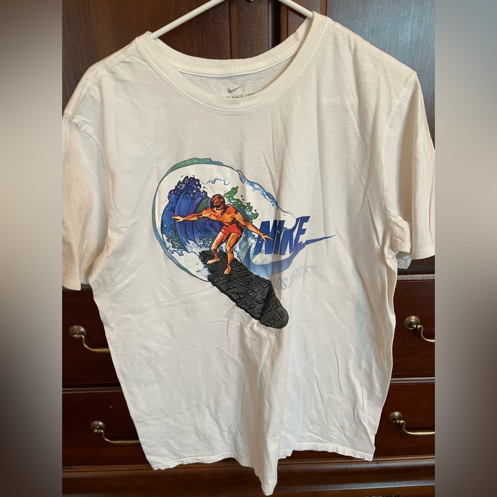 Men’s Nike T-shirt
